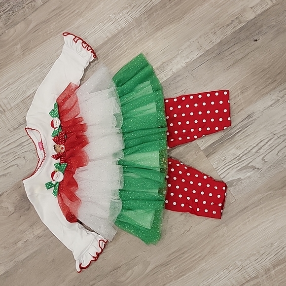 Christmas outfit - Picture 1 of 2